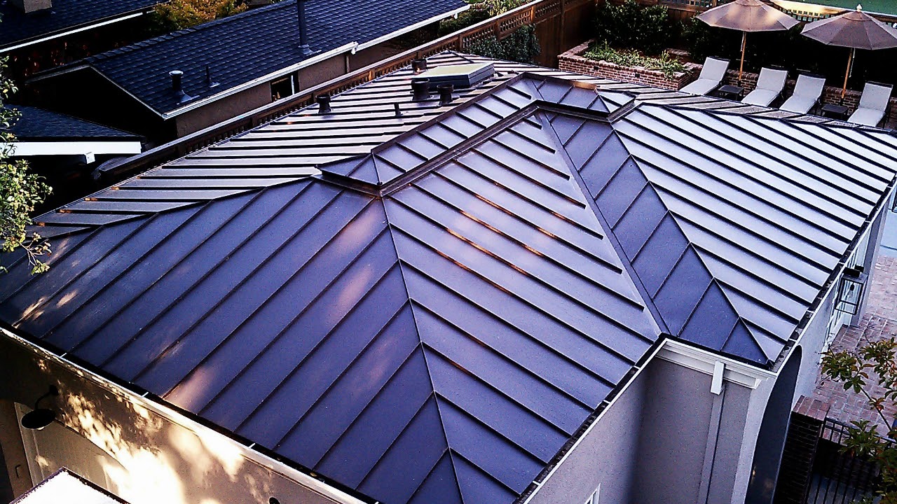 Критерии выбора материалов для крыши в зоне сильных ветровых нагрузок