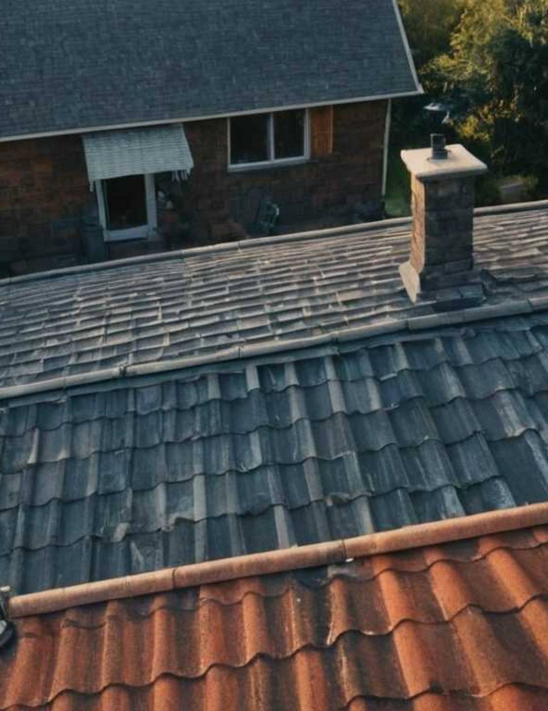 Напыляемый пенополиуретан (ППУ) для утепления кровли и фасадов