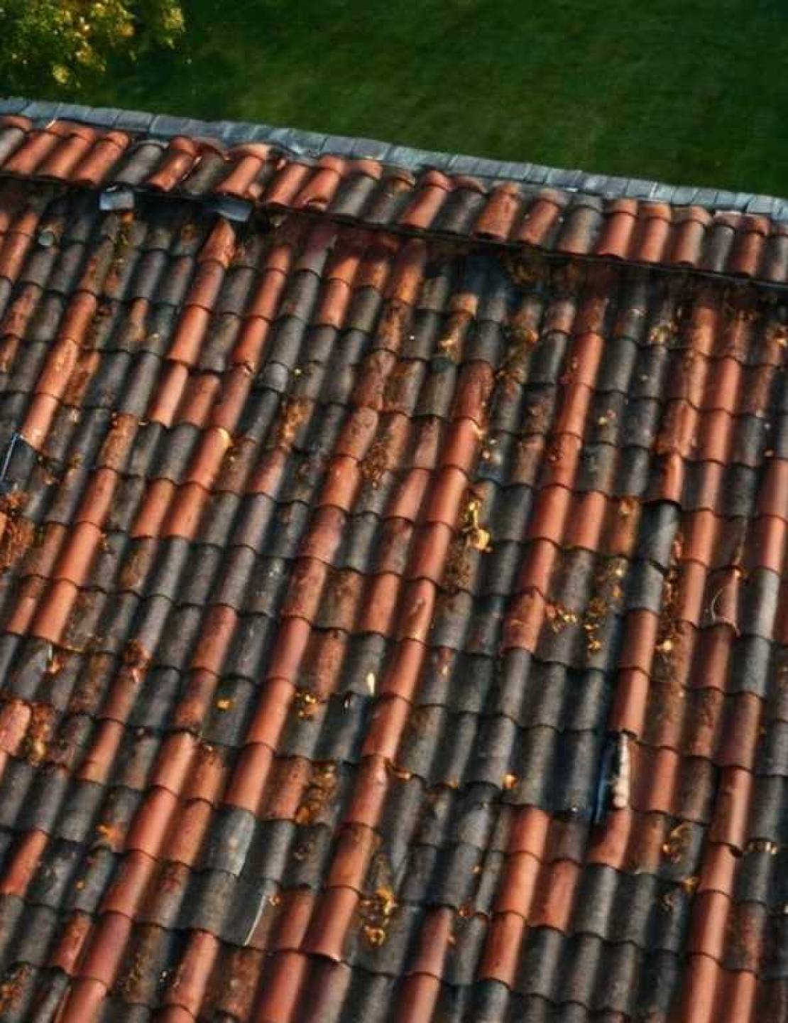 Ремонт кровли после падения строительных лесов или других конструкций