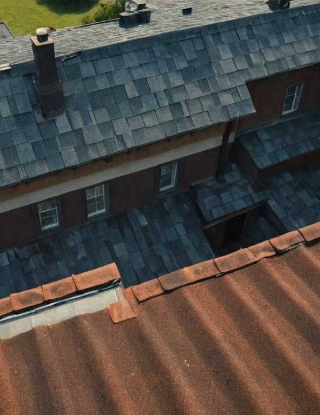 Протечки с крыши: причины и способы предотвращения